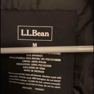 Mens heavy weight LL Bean coat, like new condition